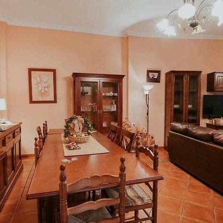Casa con jacuzzi, sauna, bodeguita rociera y chimenea, de lujo Cabeza la Vaca Exterior foto
