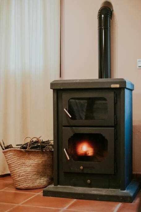 Casa con jacuzzi, sauna, bodeguita rociera y chimenea, de lujo Cabeza la Vaca Exterior foto